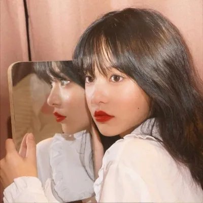 商谍